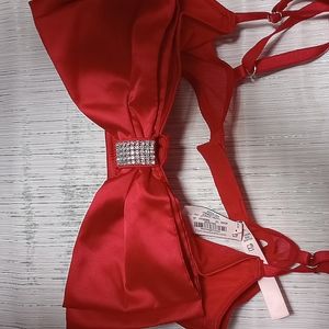 Sexy red bow Victoria bra